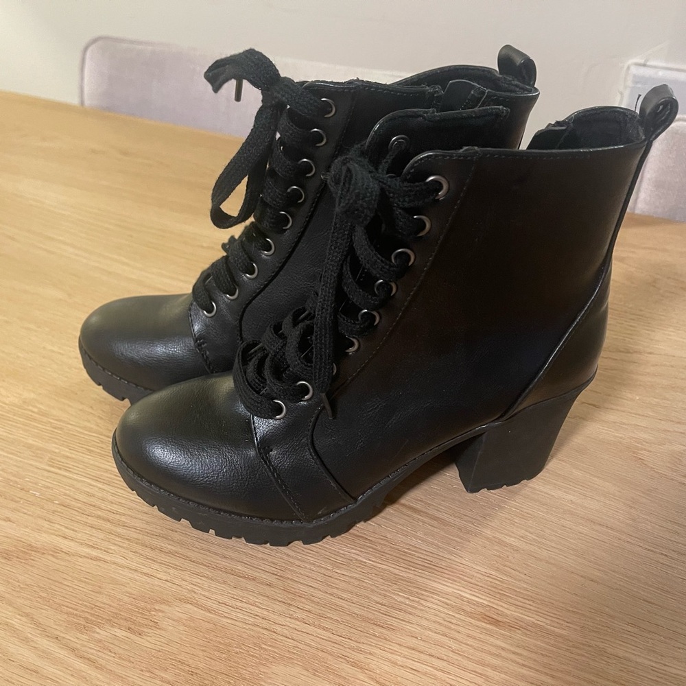 Block heel combat boots!
